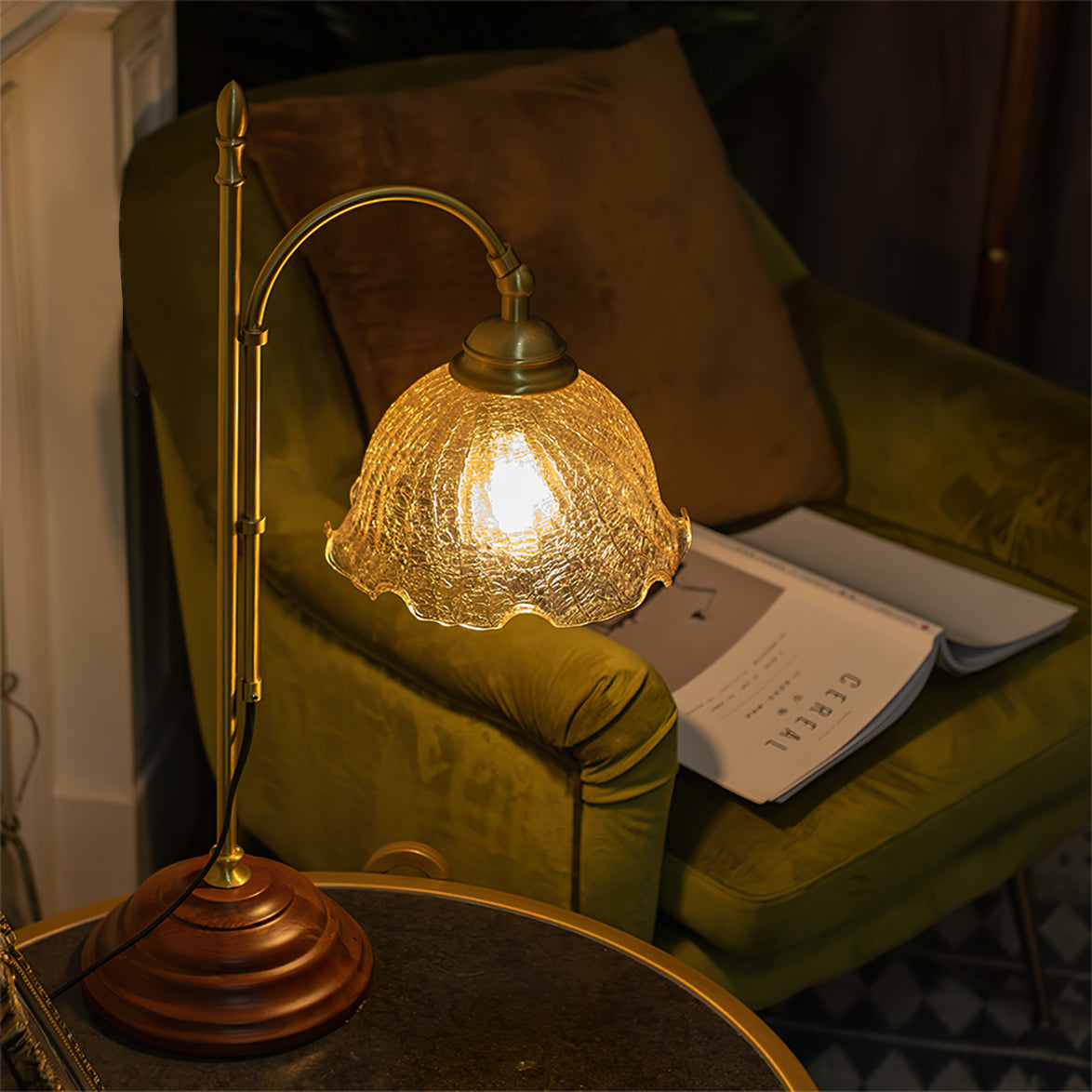 Vintage Table Lamp Brass Arm With Glass Shade - Product detail 15