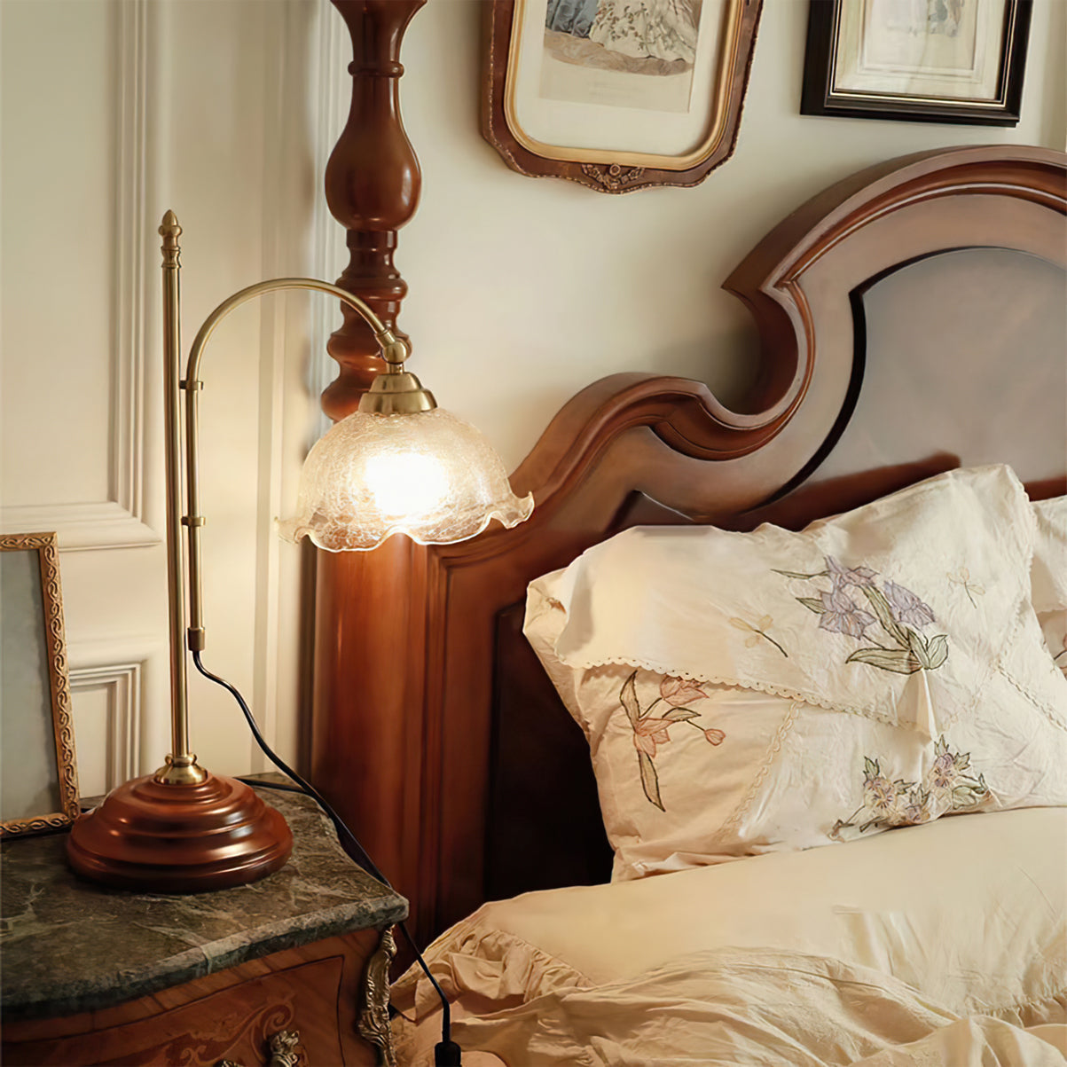 Vintage Table Lamp Brass Arm With Glass Shade - Product detail 14