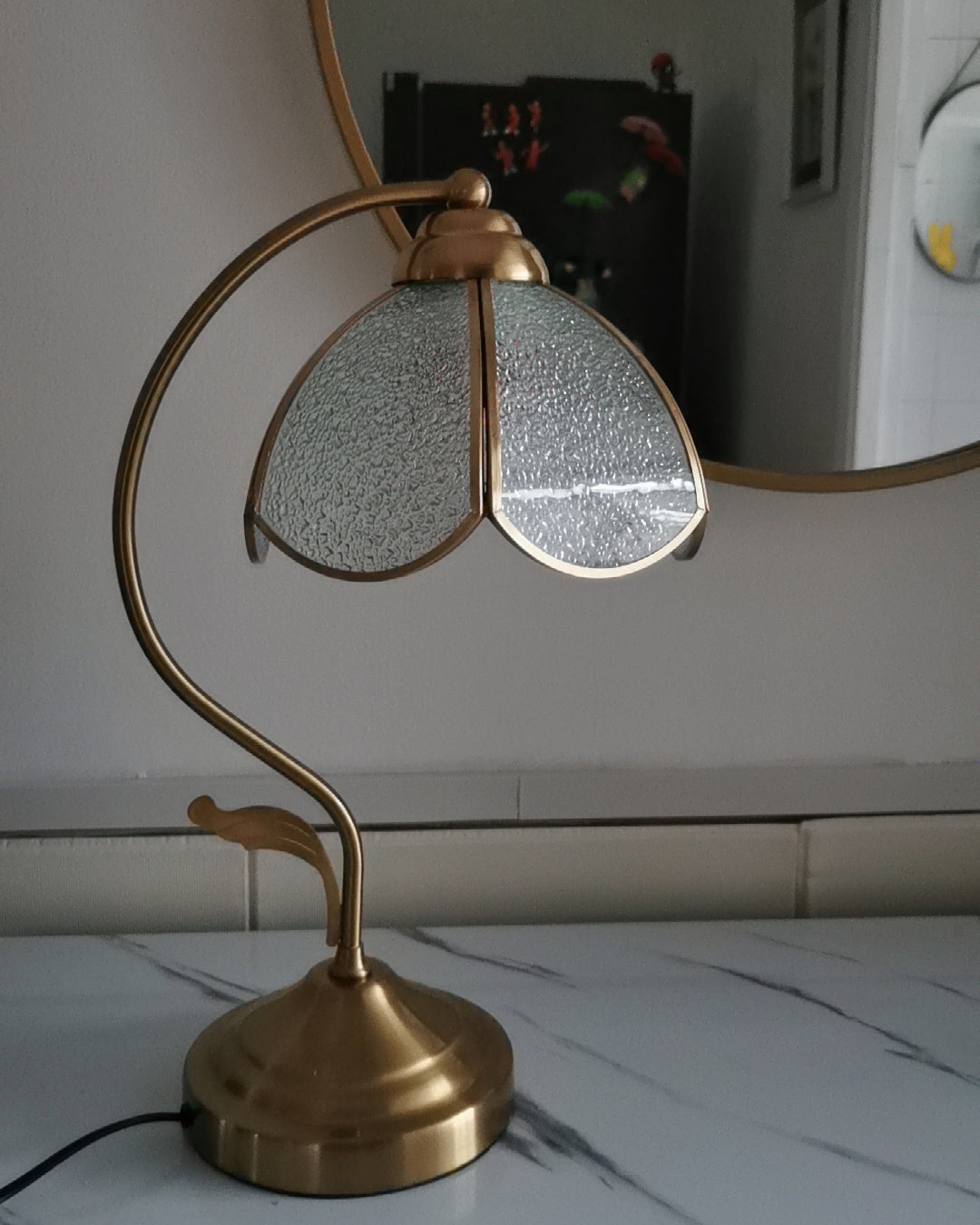 Floral Glass Table Lamp Brass Frame with Petal Shade - Product detail 9