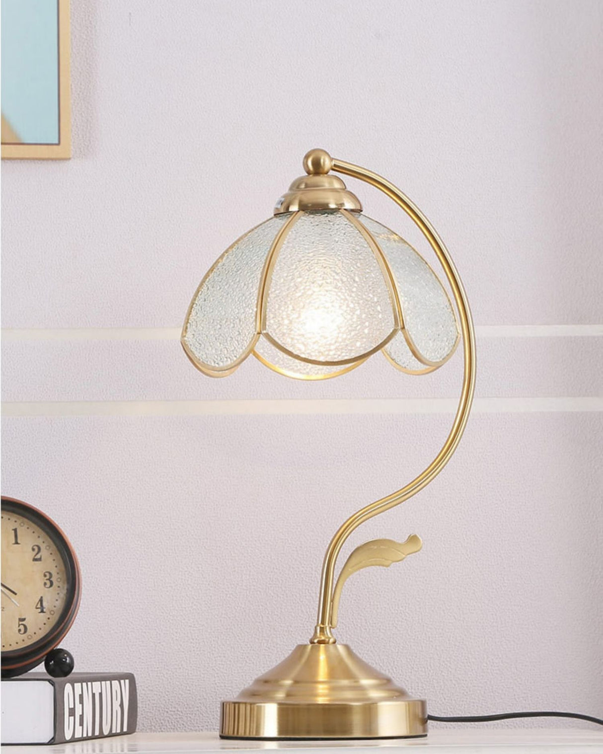 Floral Glass Table Lamp Brass Frame with Petal Shade - Product detail 5