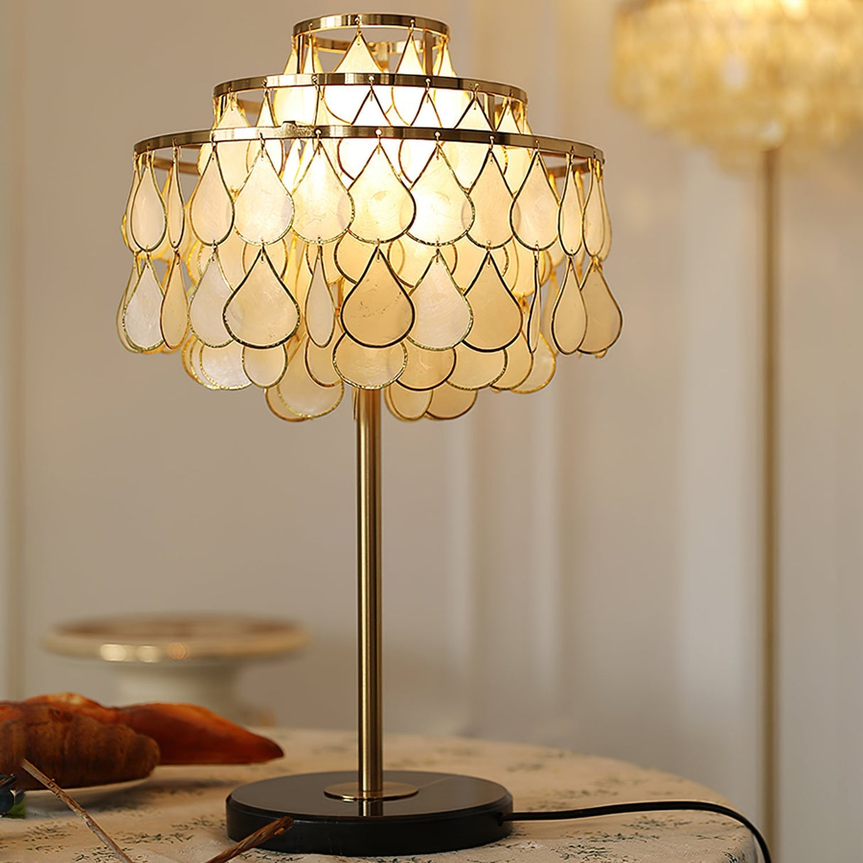 Shell Table Lamp Layered Mother of Pearl Design - Product detail 9