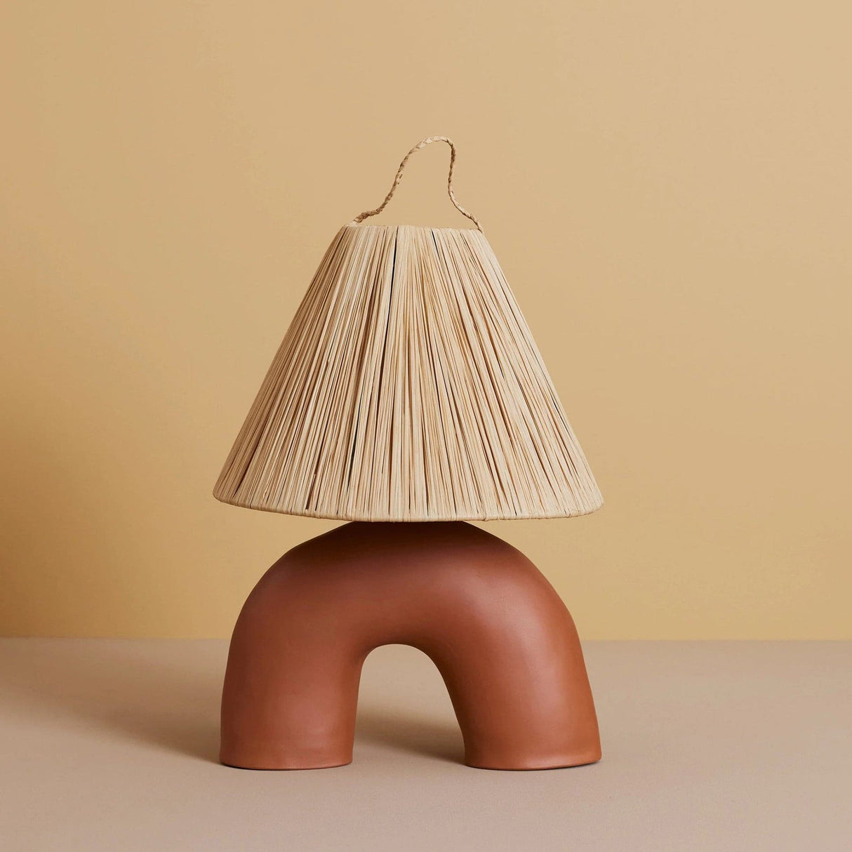 Modern Ceramic Table Lamp Curved Base with Raffia Shade - Product detail 33