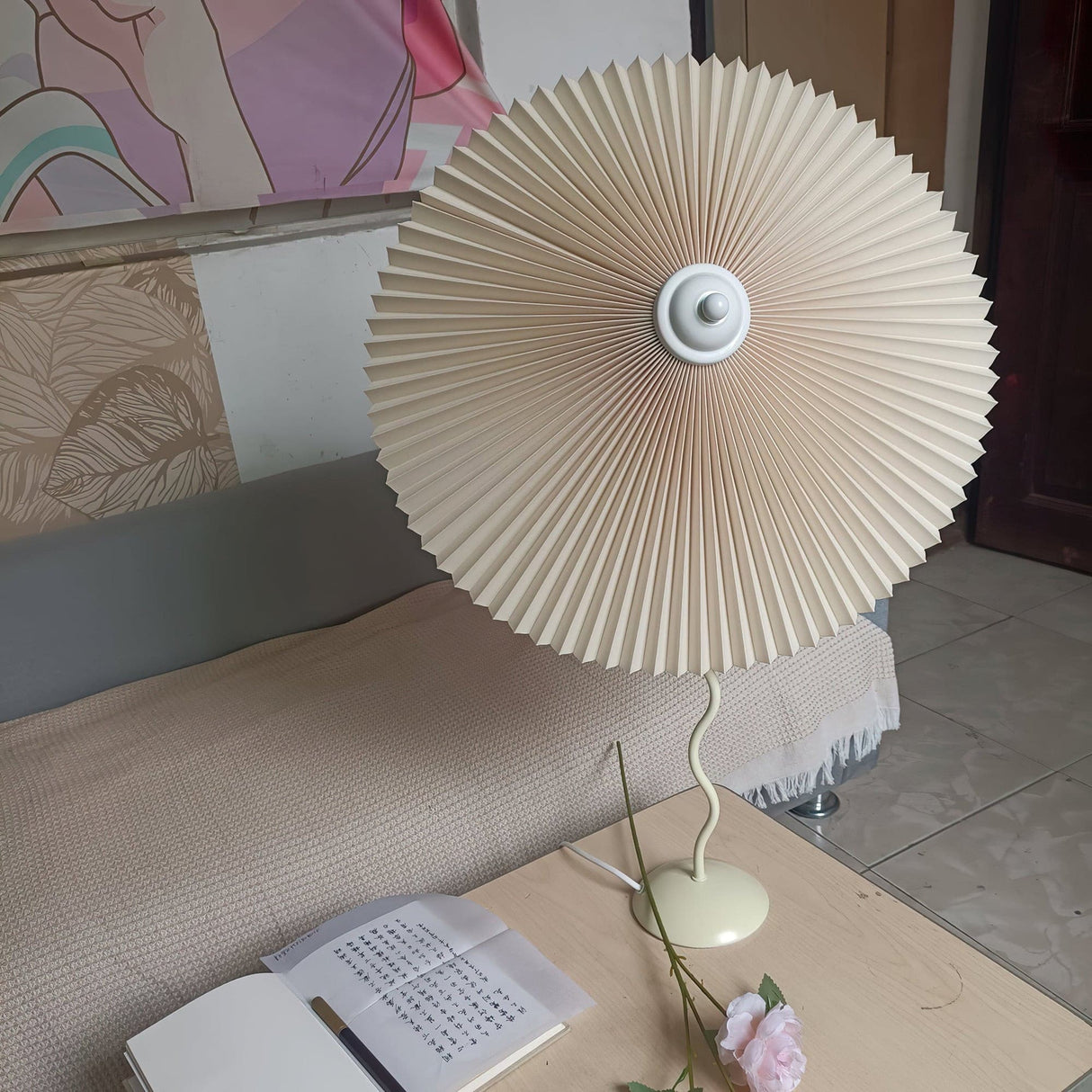 Modern Pleated Table Lamp Textured Shade Design - Product detail 12