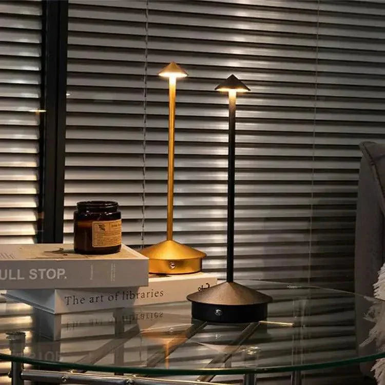 Modern LED Table Lamp Rechargeable Aluminum Design - Product detail 6