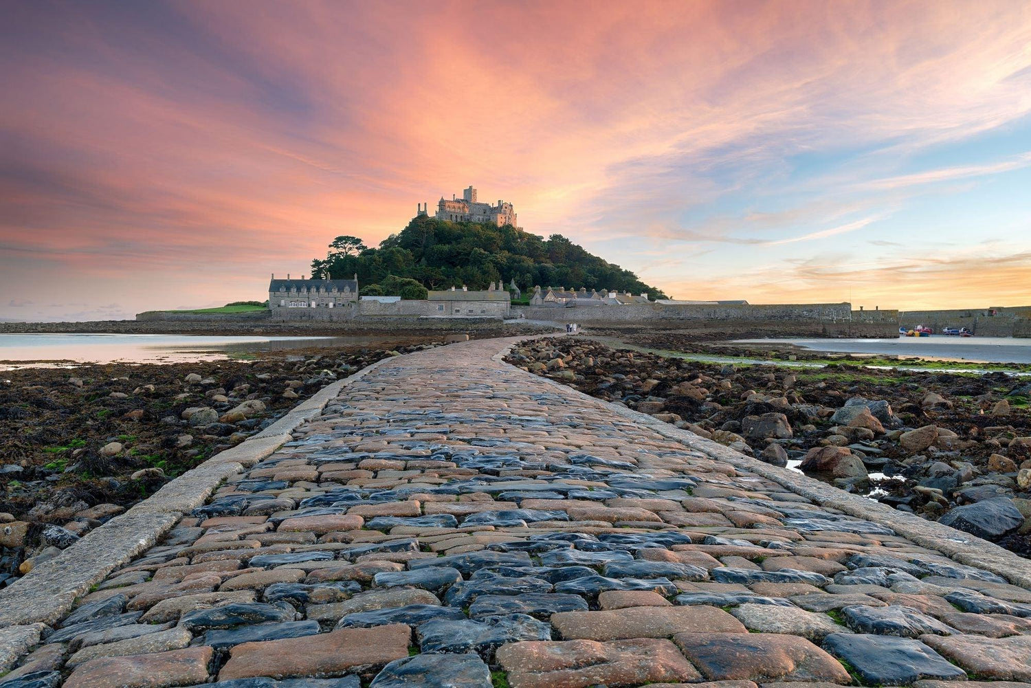 Castle wallpaper design file showing detailed stone path and sunset sky pattern