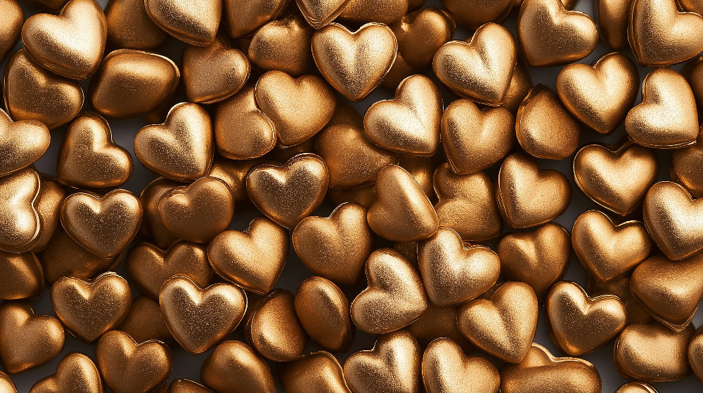 Gold heart pattern design file showing detailed metallic hearts on dark background