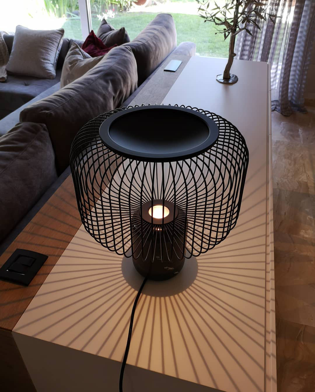 Modern Table Lamp Black Marble Base with Wire Cage Shade - Product detail 29