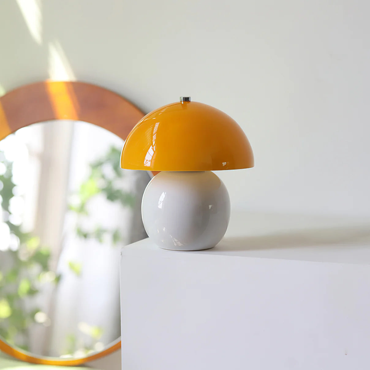 Retro Mushroom Table Lamp Ceramic Orange Dome Design - Detailed view