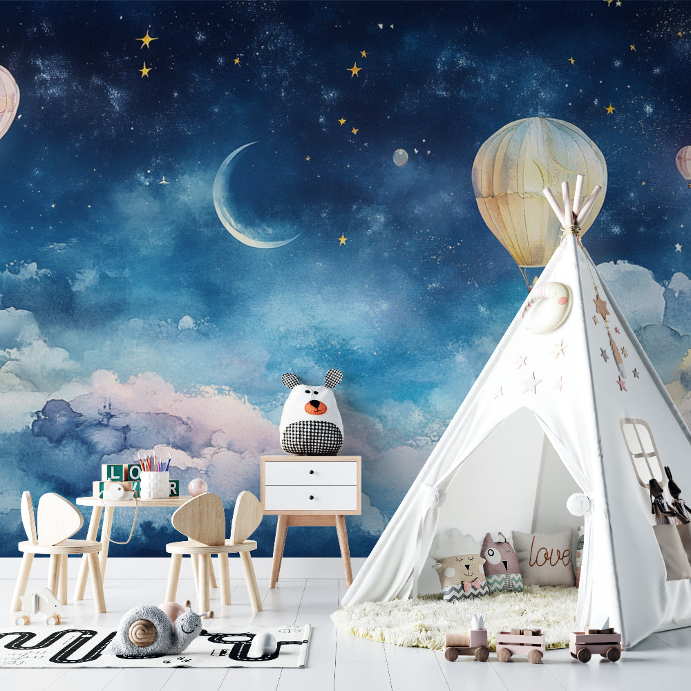 Night sky wallpaper with hot air balloons creating a cozy atmosphere in a modern nursery