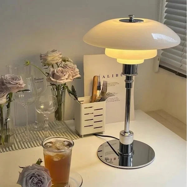 Modern Metal Table Lamp Multi-Level Glass Shade Design - Product detail 5