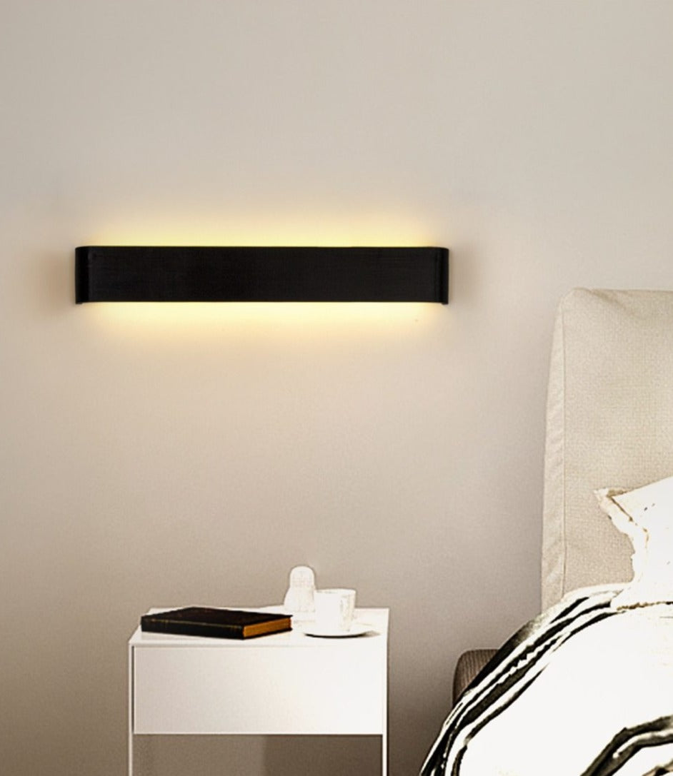 Contemporary LED Wall Lamp Minimalist Aluminum Design - Detailed view