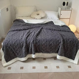 Quilted Fleece Blanket  Reversible Gray Sherpa Throw - Product detail 11