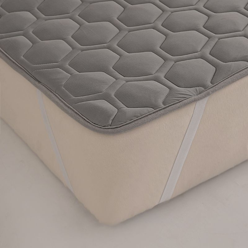 Cooling Mattress Pad  Quilted Temperature Regulating Topper - Product detail 13
