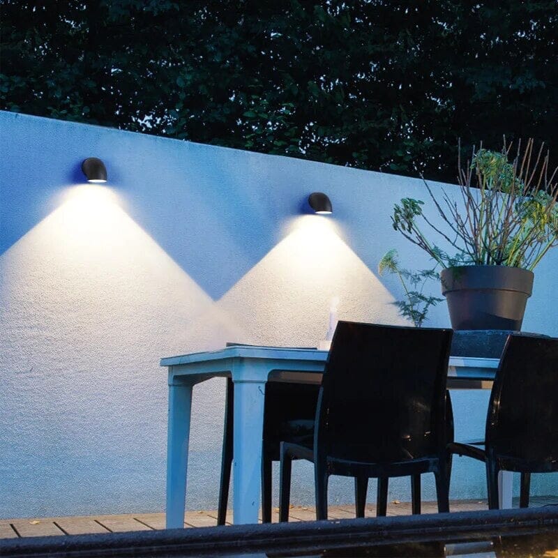 Waterproof Outdoor Wall Light  Black Aluminum LED Downlight - Product example