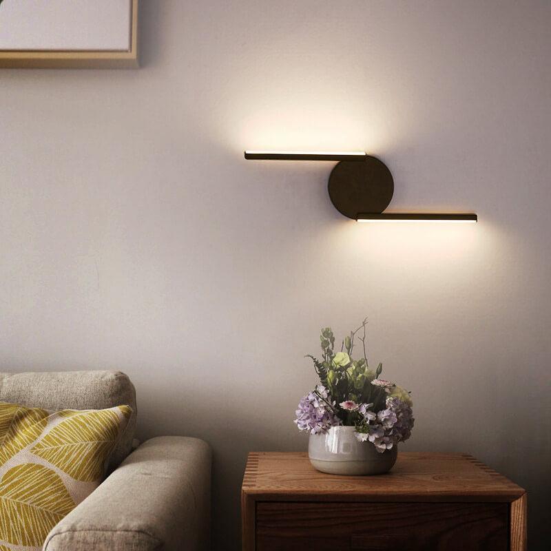 Modern LED Wall Sconce  Curved Aluminum Half-Circle Design - Detailed view