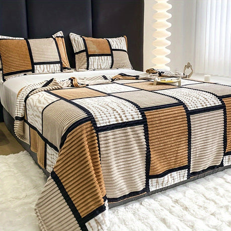 Geometric Flannel Blanket  Teal Beige Checkered Pattern - Product detail 15