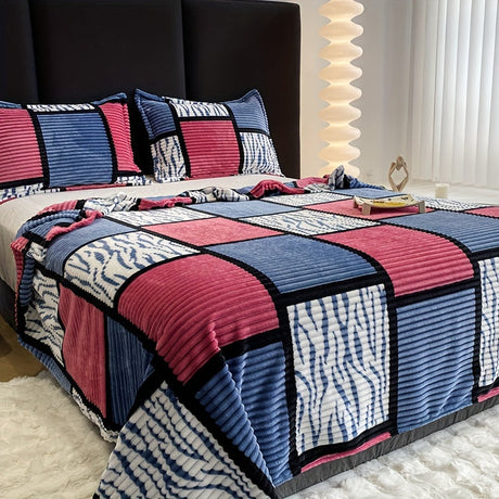 Geometric Flannel Blanket  Teal Beige Checkered Pattern - Product detail 11