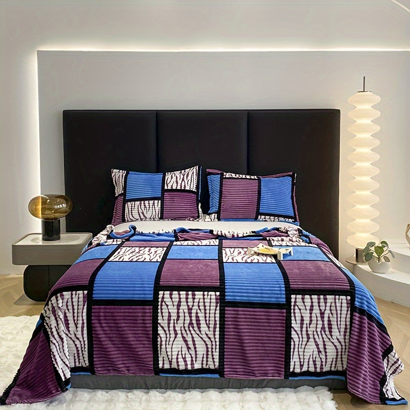 Geometric Flannel Blanket  Teal Beige Checkered Pattern - Product detail 9