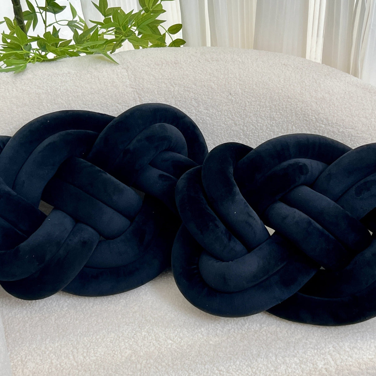 Decorative Knot Cushions  Plush Braided Design - Product detail 13