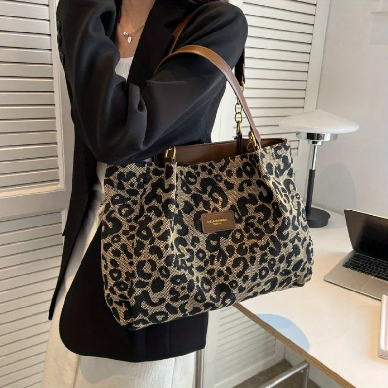 Leopard Print Shoulder Bag  Chain Strap Faux Leather Design - Product detail 4