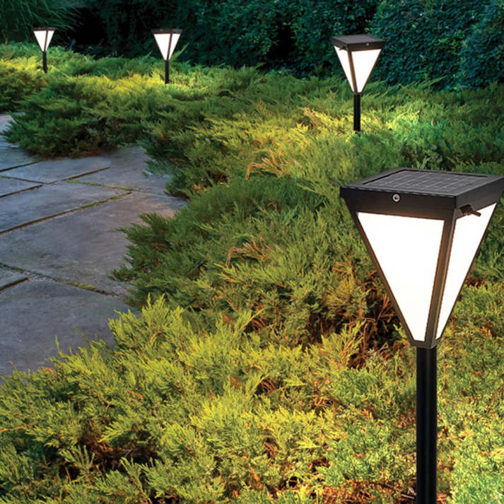 Solar LED Path Light  Modern Black Triangle Design - Product detail 4