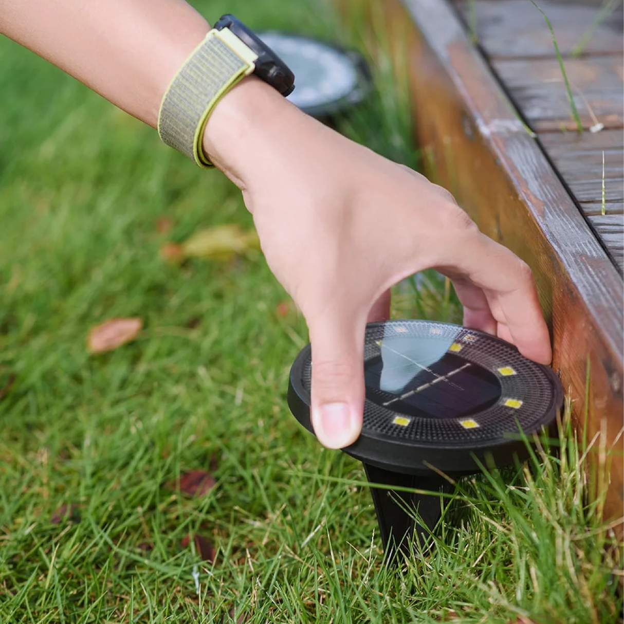 Solar Garden Lights  Warm LED Ground Illumination - Product detail 5