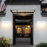 Modern Outdoor Wall Light  Curved Minimalist LED Sconce - Product detail 5