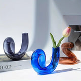 Curved Glass Vase  Modern Wave Design - Detailed view