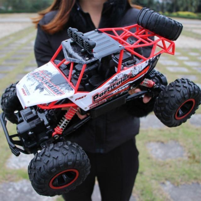 Remote Control Monster Truck  4x4 Off-Road RC Vehicle with All-Terrain Tires - Product detail 6