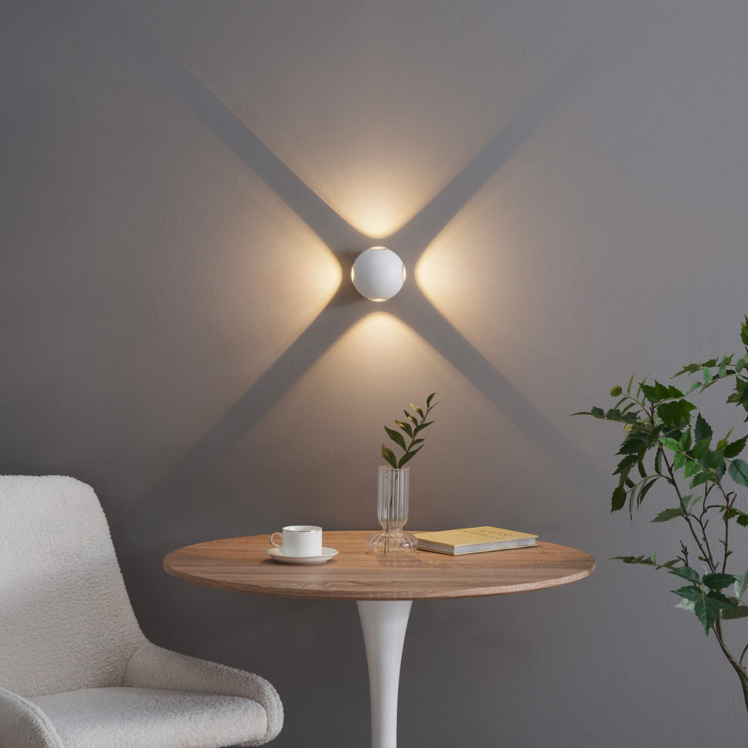 Modern LED Wall Light  Cross Beam Effect White Aluminum - Product example