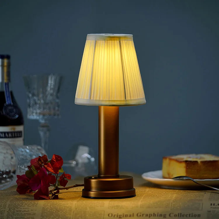 Modern Brass Table Lamp  Vintage Style LED Lighting - Product detail 17