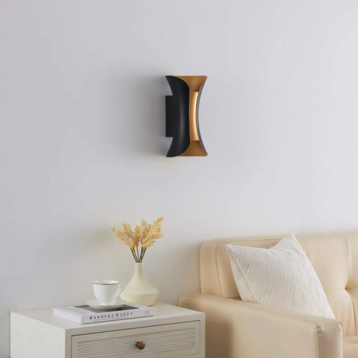Modern LED Wall Light  Black Gold Dual Tone Design - Product detail 4