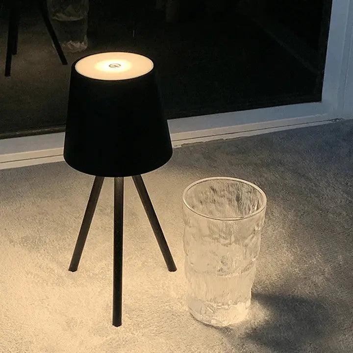 Modern Tripod Table Lamp  Matte Black Metal Design - Product detail 4