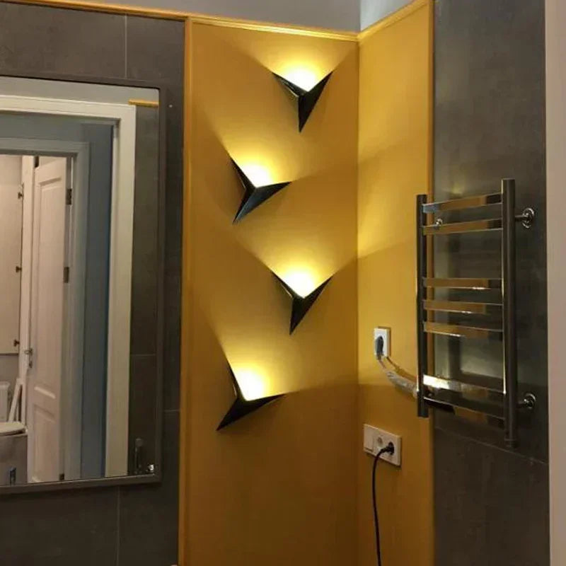 Modern LED Wall Sconce  Geometric Triangle Design - Product detail 4
