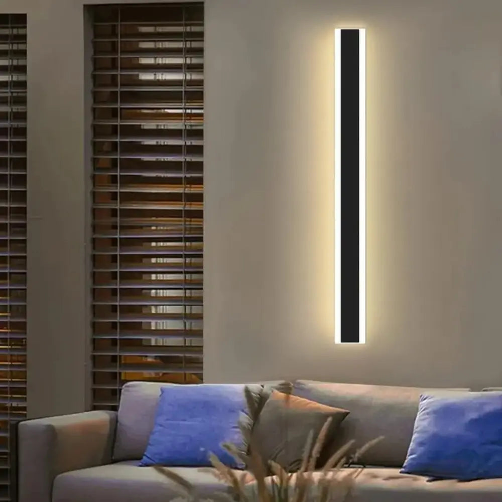 Modern Outdoor Wall Light  Black LED Weather-Resistant Design - Product detail 7