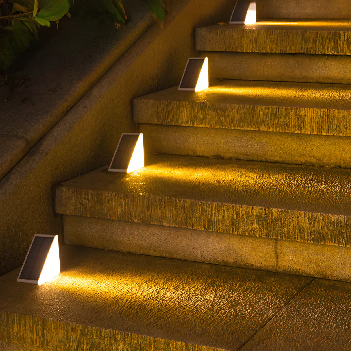 Solar Step Lights  Warm White LED Stair Illumination - Product detail 5