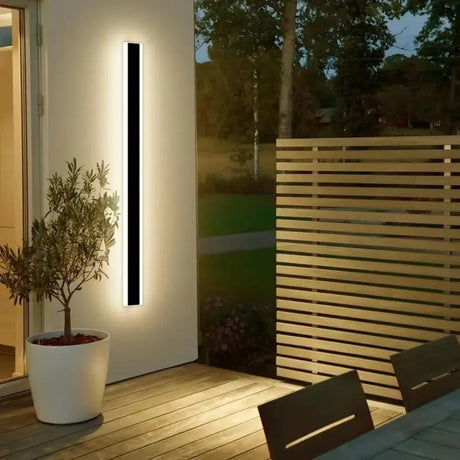 Modern Outdoor Wall Light  Black LED Weather-Resistant Design - Product detail 8