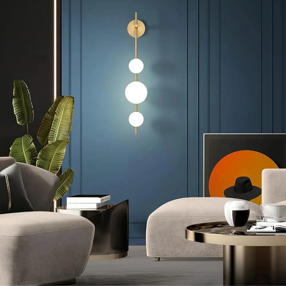 Modern Globe Wall Lamp  Vertical Brass Frame Design - Product detail 7