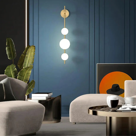 Modern Globe Wall Lamp  Vertical Brass Frame Design - Product detail 7