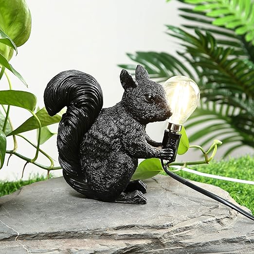 Woodland Table Lamp  Gold Squirrel Design - Product detail 4