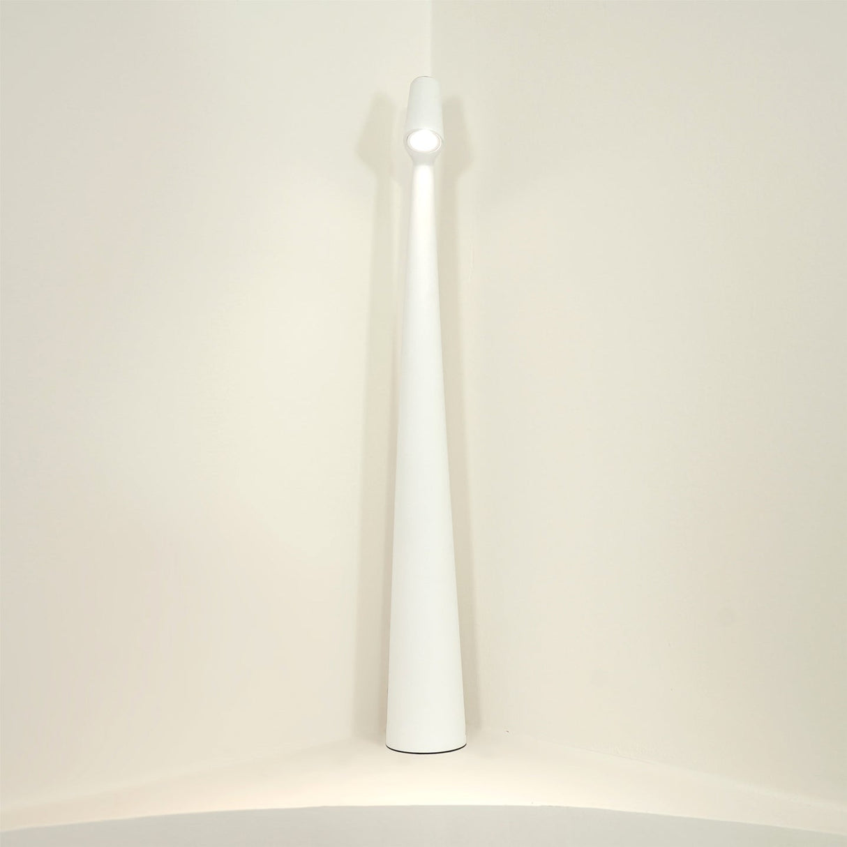 Modern LED Desk Lamp  Touch Control Rechargeable Design - Product detail 26