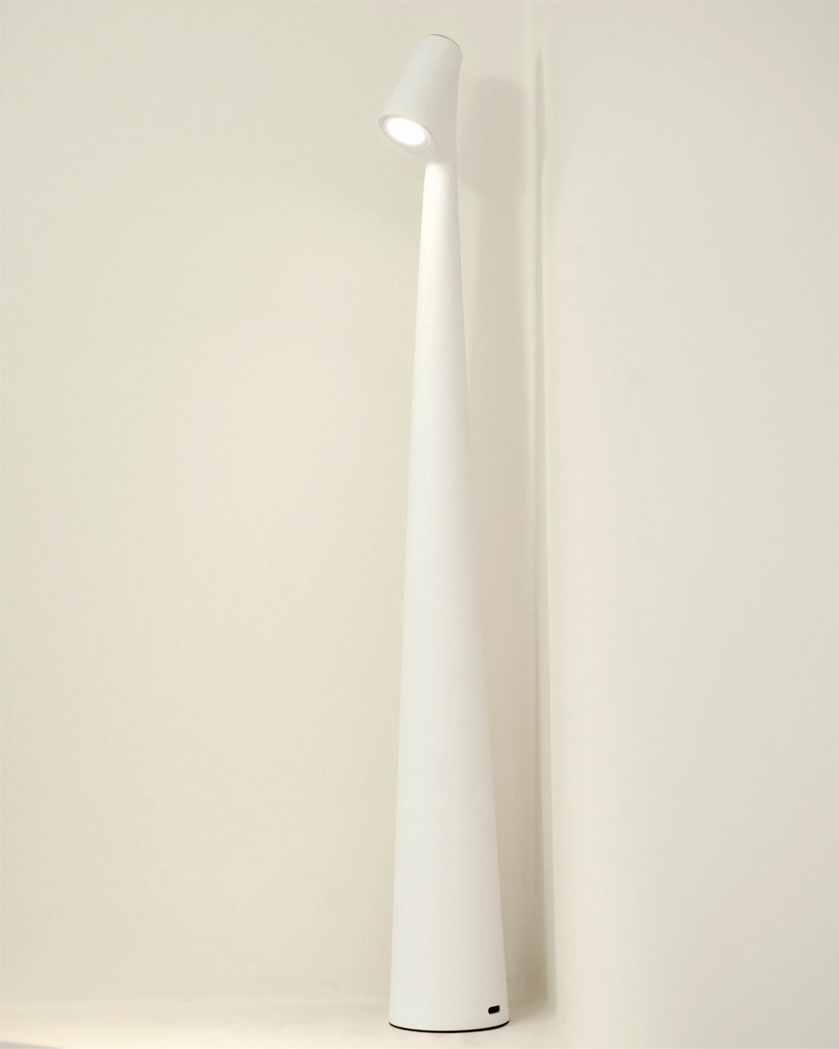 Modern LED Desk Lamp  Touch Control Rechargeable Design - Product detail 27