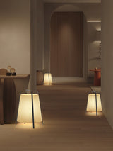 Modern Table Lamp  Minimalist Tripod Design - Product detail 15