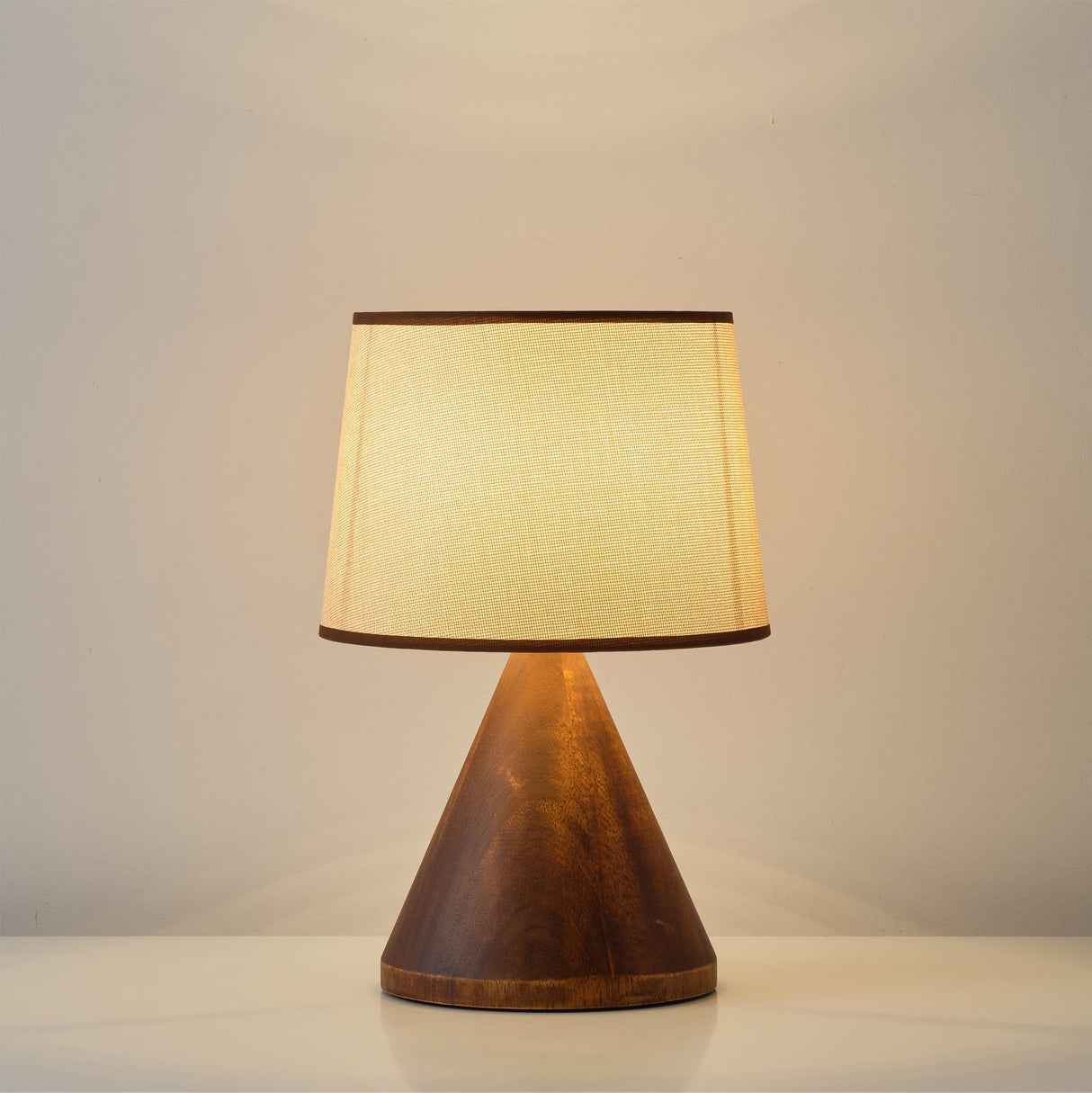 Modern Table Lamp  Wooden Base With Fabric Shade - Product detail 10