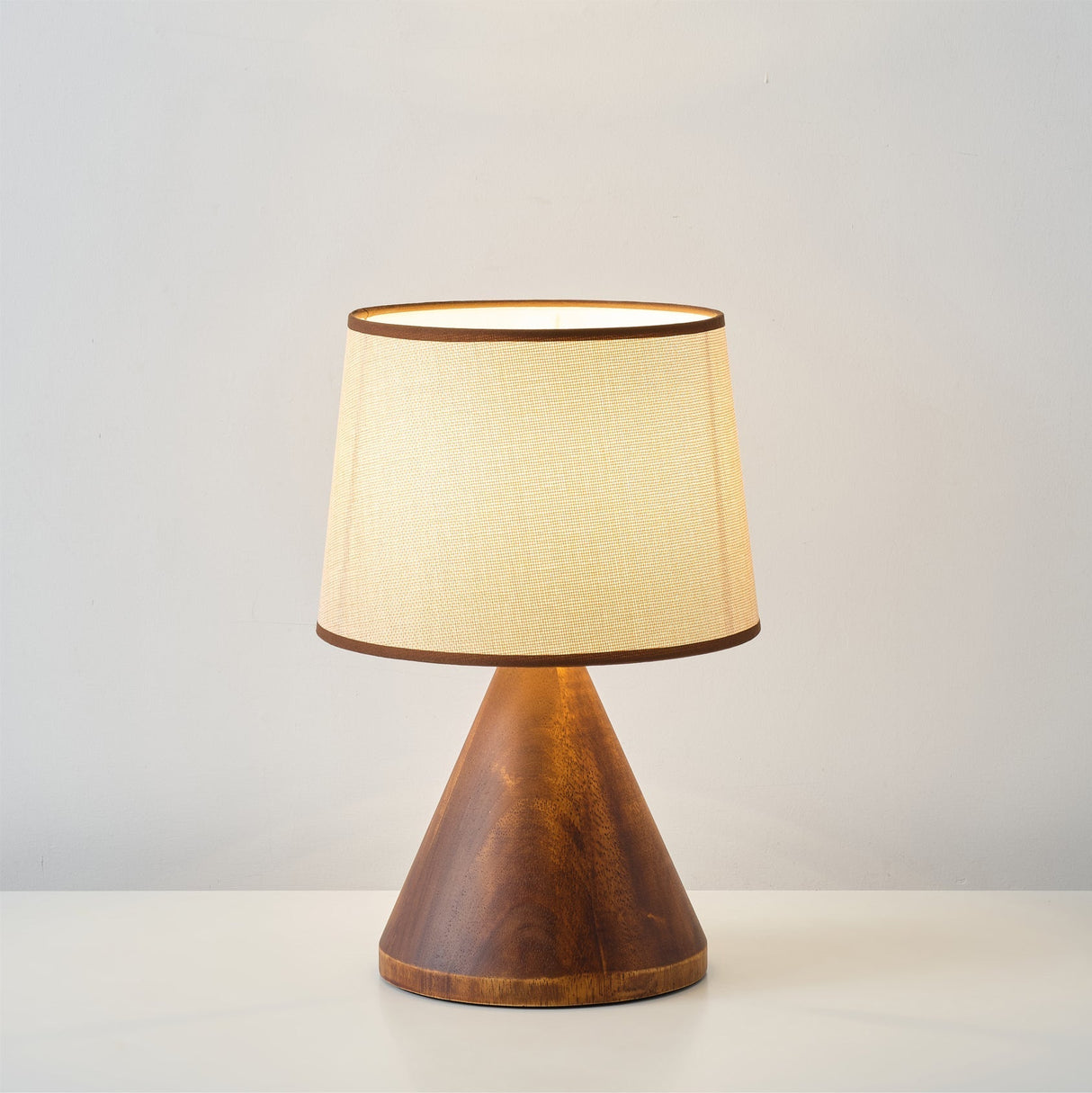 Modern Table Lamp  Wooden Base With Fabric Shade - Product detail 9