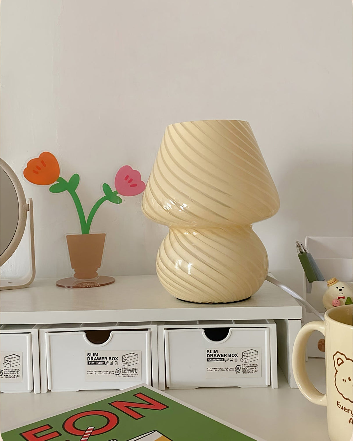 Glass Table Lamp  Spiral Pattern Design - Product detail 31