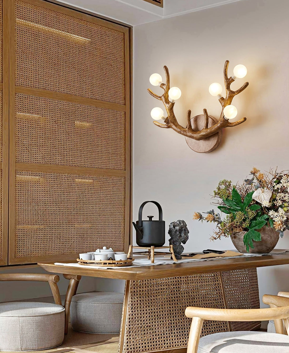 Natural Antler Wall Lamp  Rustic Wood Branch Design - Product detail 15