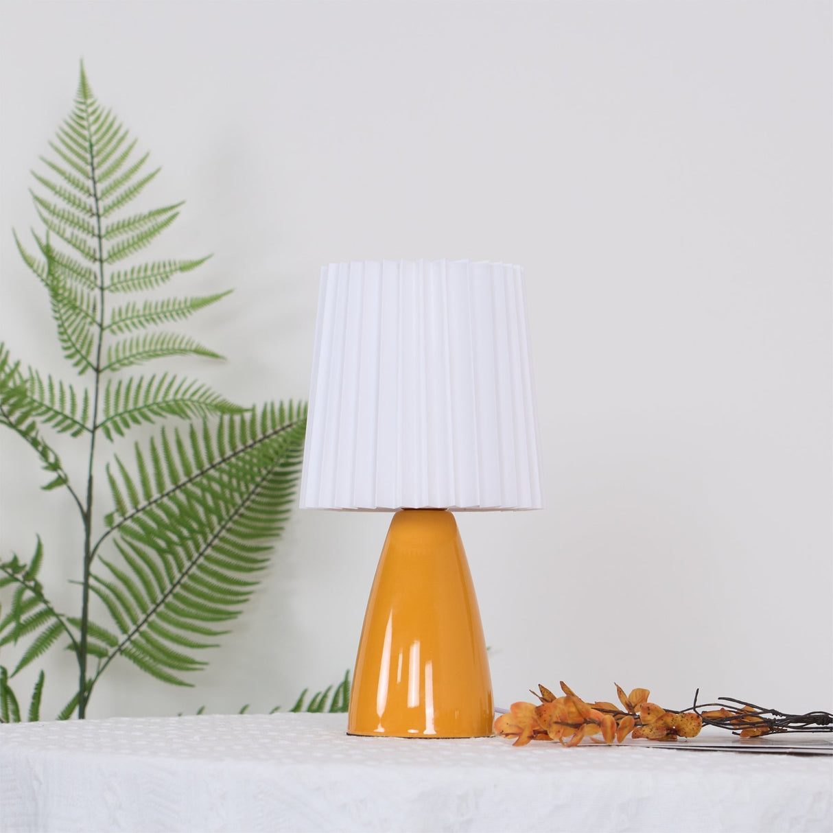Modern Table Lamp  Orange Ceramic Base With White Shade - Product detail 5