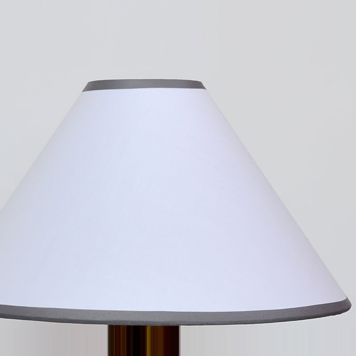 Classic Table Lamp  Natural Wood Base White Shade - Product detail 7