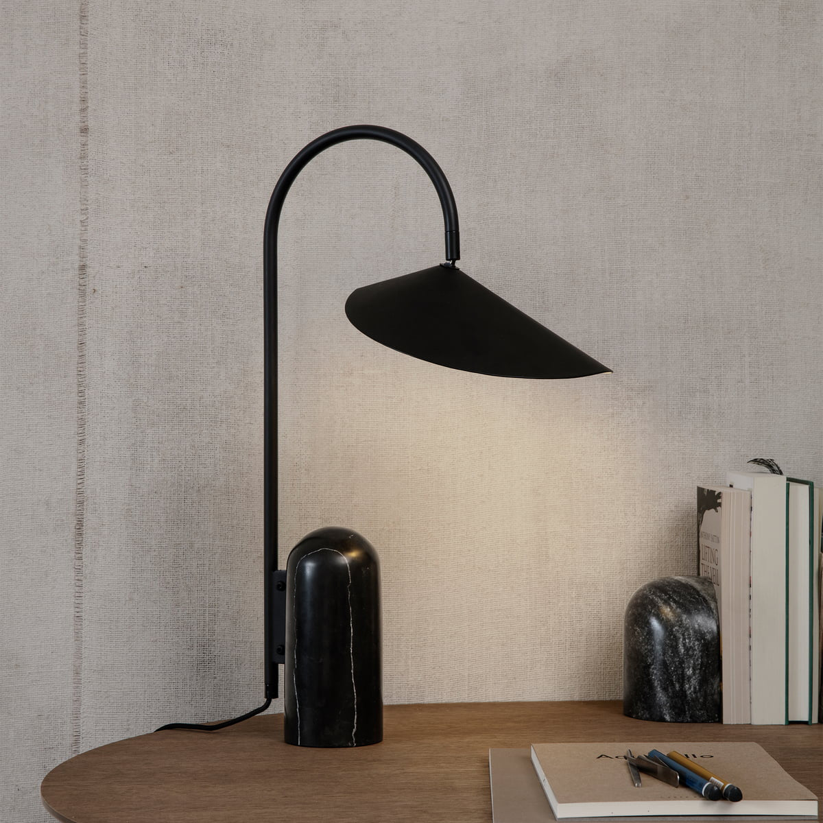 Modern Table Lamp  Black Marble Base with Curved Shade - Product detail 15